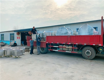 電加熱夾層鍋6臺(tái)，料車6臺(tái)，發(fā)往安徽亳州