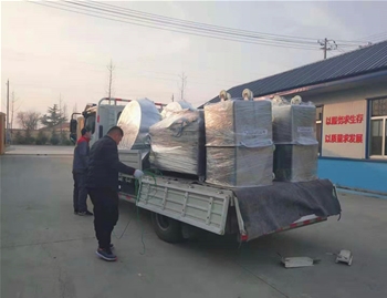 夾層鍋，真空包裝機(jī)，料車。晾肉推車發(fā)往安徽