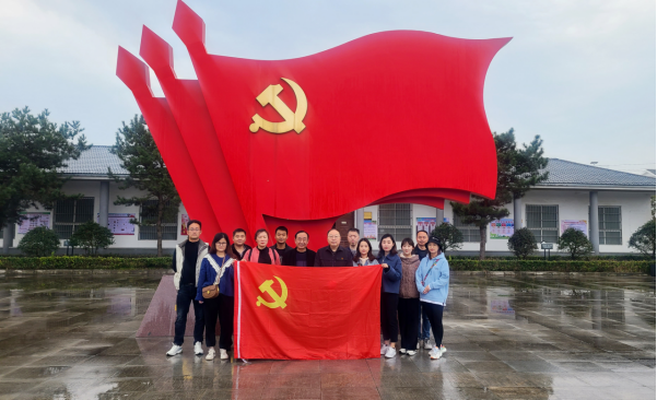 市文旅公司3月份新聞稿（一），?；⑸? 一路同行--駐馬店市文化旅游發(fā)展有限公司開展團(tuán)建活動117.png