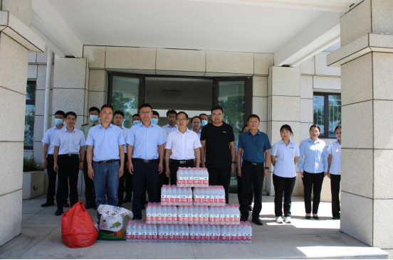 7.7集團(tuán)2023年夏季送清涼慰問活動(dòng)簡(jiǎn)報(bào)(1)456.png 7.7集團(tuán)2023年夏季送清涼慰問活動(dòng)簡(jiǎn)報(bào)(1)456.png